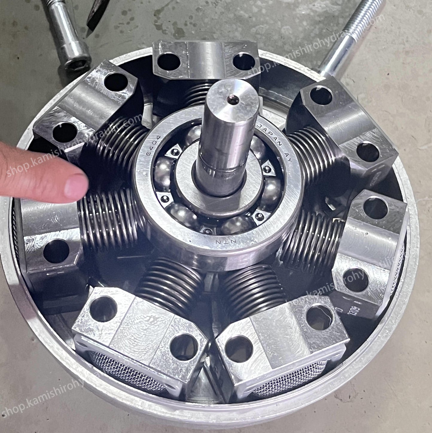 Hydraulic Pump Cylinder Assembly PE Element Hawe Radial Piston Pump R Type Kamishiro Factory